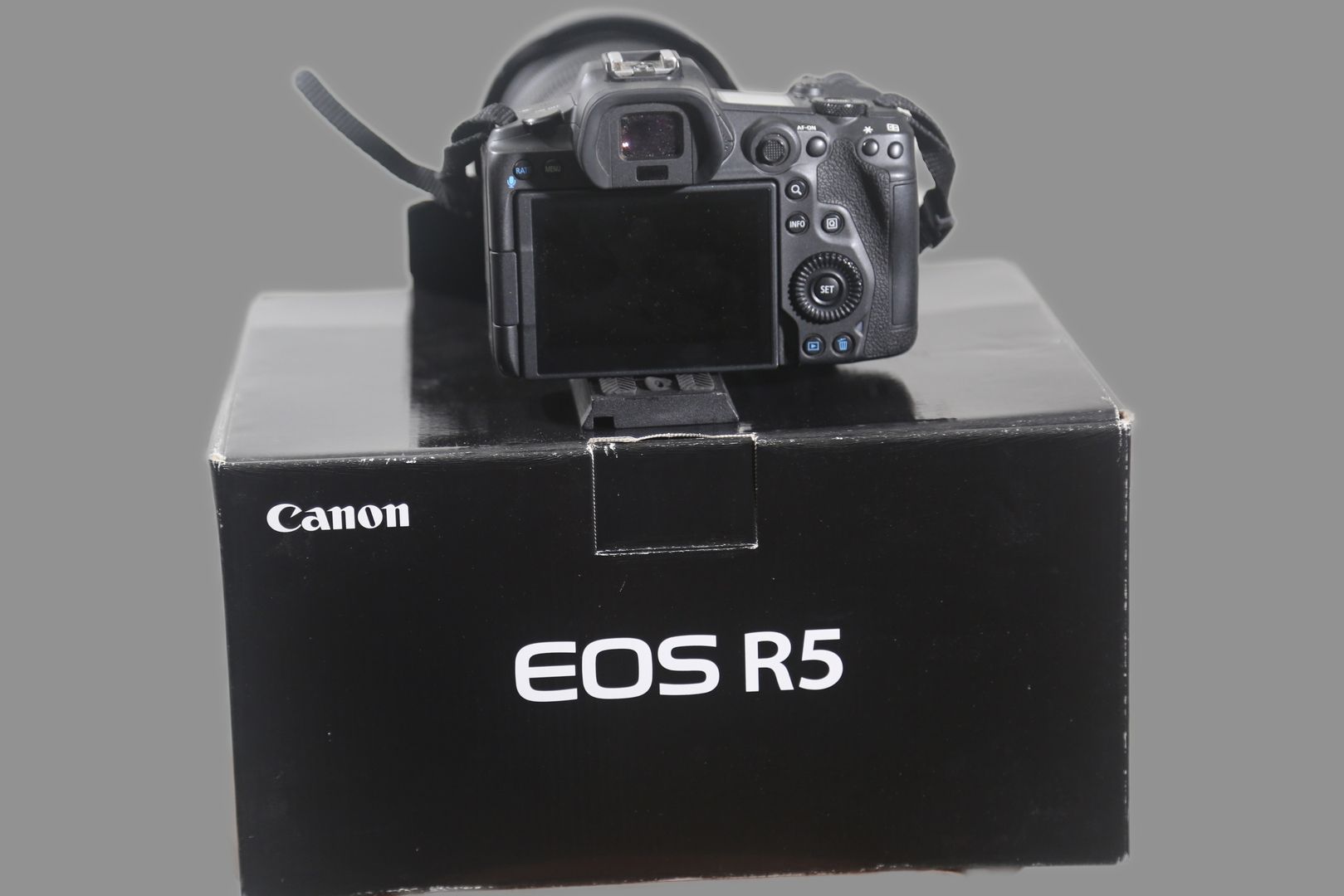 Canon R5